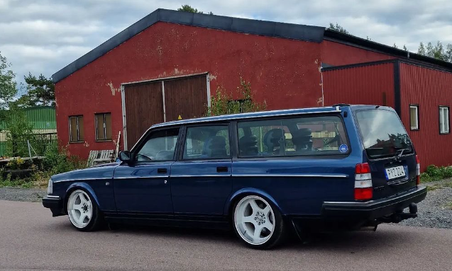 Volvo 240
