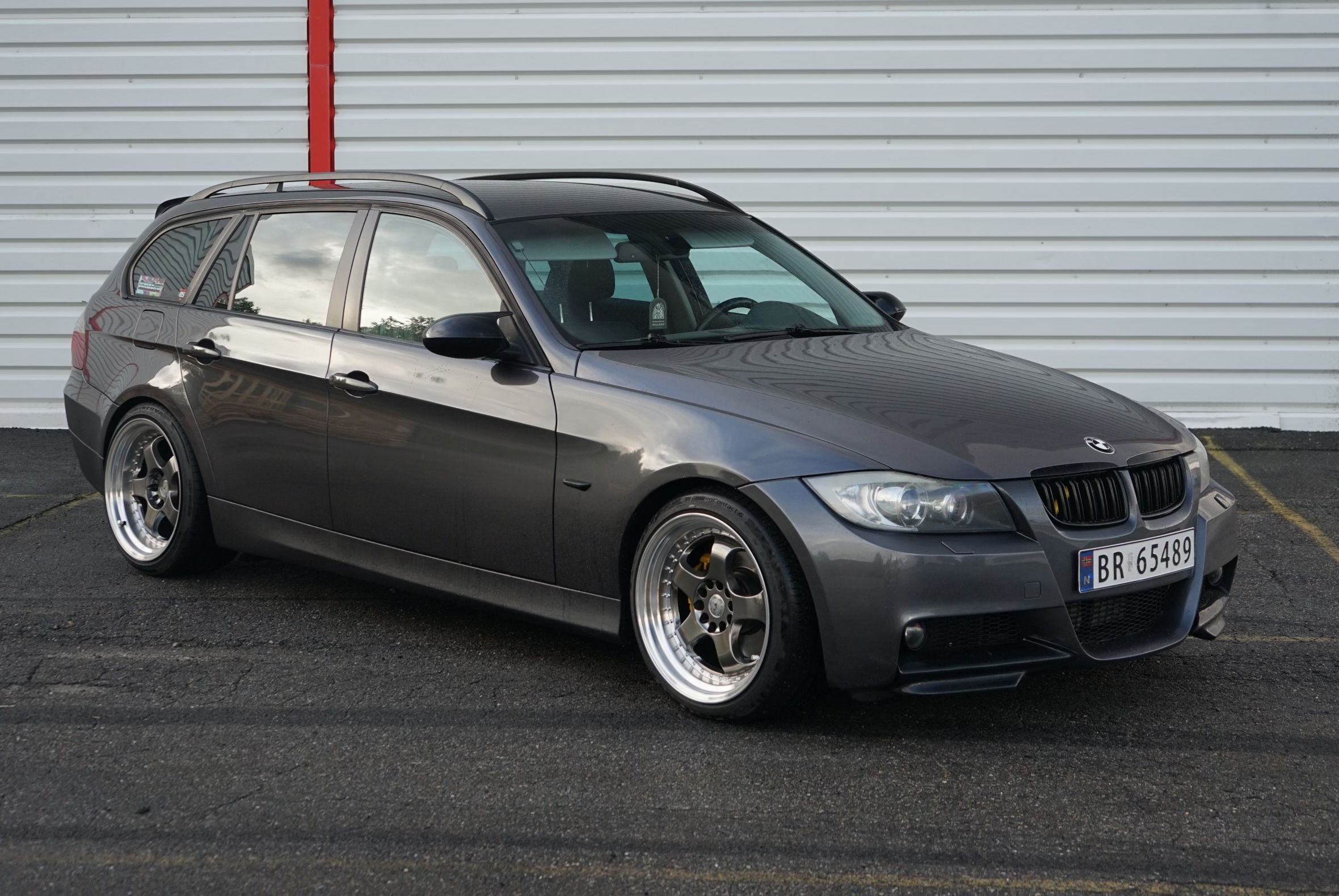 2008 BMW E90 med D-005 felger