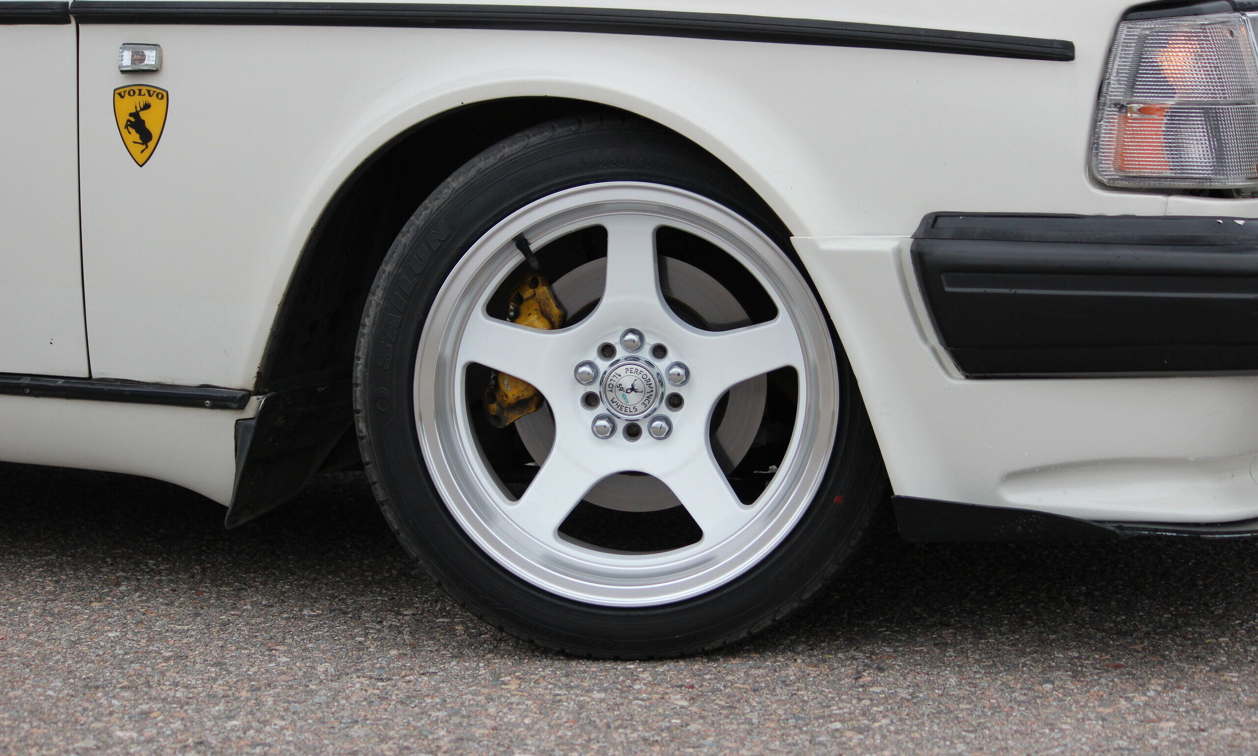 240-17x8.5-17x9.5-finland3