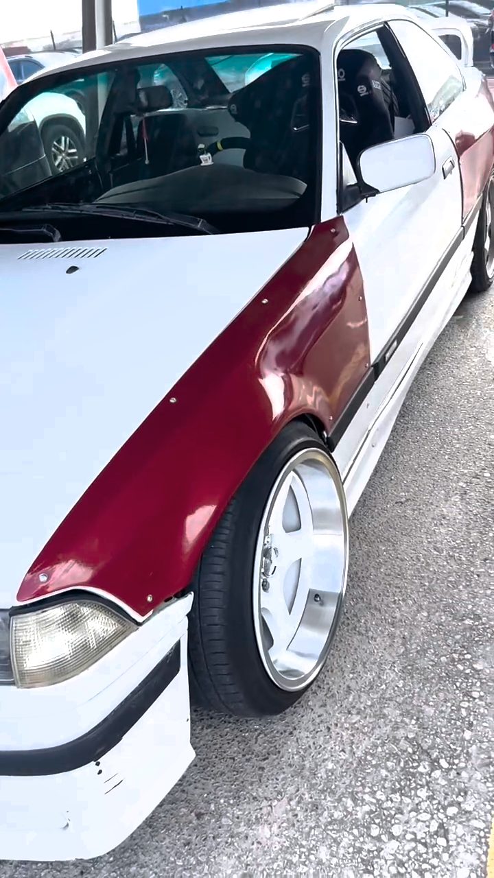 BMW E36 med 59 North D-004 felger – @copemotive